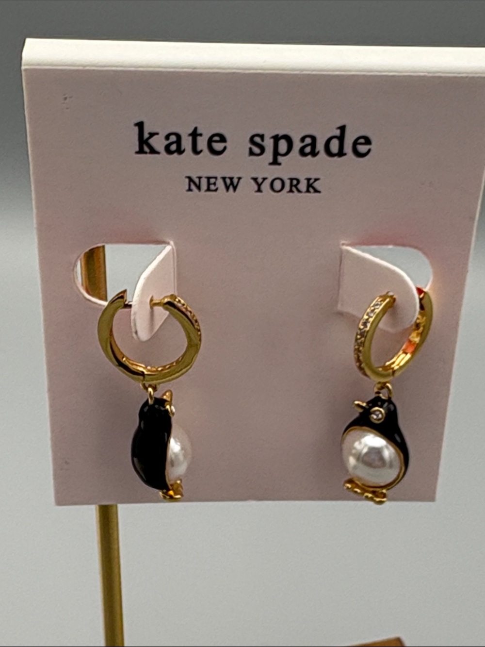 kate spade Gold Hoop Penguin Pearl Drop Earrings - Black & White Pearl